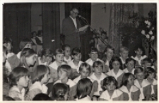 Przemówienie podczas akademii z okazji Święta Ludowego w Obornickim Ośrodku Kultury, 30.05.1982 r. [Dokument ikonograficzny]