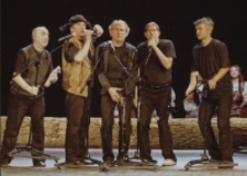 Rozmowy przy wycinaniu lasu (fot. 3) [Dokument ikonograficzny]