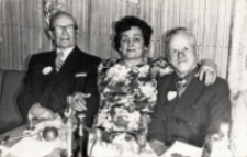 Zabawa karnawałowa klubów seniora z Trzebnicy, Pęgowa i Obornik Śląskich w Obornickim Ośrodku Kultury, 24.01.1978 r. (fot. 12) [Dokument ikonograficzny]