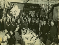 Zdjęcie ze spotkania noworoczno-karnawałowego kombatantów w 1975 r. [Dokument Ikonograficzny]