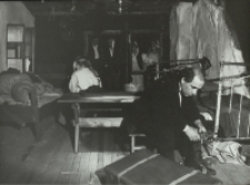 Niespodzianka (fot. 8) [Dokument ikonograficzny]