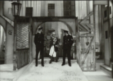 Boso, ale w ostrogach (fot. 5) [Dokument ikonograficzny]