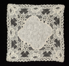 [Serwetka - len z koronką igłową]