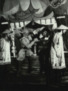 Piękna i bestia (fot. 14) [Dokument ikonograficzny]