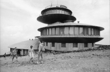 Obserwatorium Wysokogórskie na Śnieżce im. Tadeusza Hołdysa [Dokument ikonograficzny]
