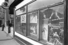 Jelenia Góra - witryna sklepowa (fot. 5) [Dokument ikonograficzny]