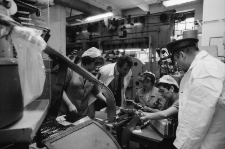 Jelenia Góra - Zakłady Farmaceutyczne Polfa (fot. 6) [Dokument ikonograficzny]