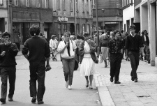 Jelenia Góra - ulica 1 Maja (fot. 1) [Dokument ikonograficzny]