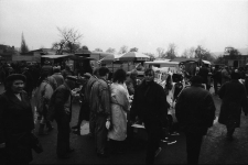 Jelenia Góra - targowisko "Flora" (fot. 3) [Dokument ikonograficzny]