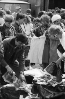 Jelenia Góra - Cieplice, targowisko (fot. 3) [Dokument ikonograficzny]