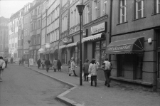 Jelenia Góra - ulica 1 Maja (fot. 2) [Dokument ikonograficzny]