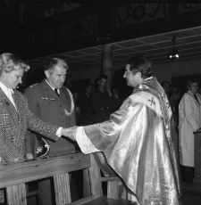 Jelenia Góra - msza uroczysta dla wojska (fot. 3) [Dokument ikonograficzny]