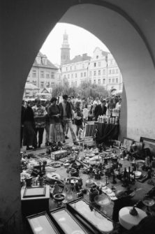 Jeleniogórski Jarmark Staroci i Osobliwości (fot. 1) [Dokument ikonograficzny]