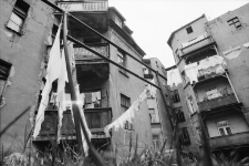 Jelenia Góra - podwórko w centrum miasta (fot. 2) [Dokument ikonograficzny]