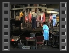 Huta Szkła Kryształowego Julia, zakład w Piechowicach [Film]