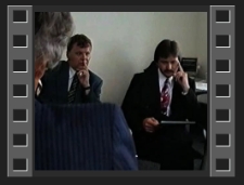 Podpisanie aktu notarialnego sprzedaży Huty Szkła Kryształowego Julia w Szklarskiej Porębie [Film]