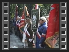 Uroczystości Związku Sybiraków na cmentarzu Komunalnym w Jeleniej Górze [Film]
