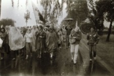 Harcerze : VI Piesza Pielgrzymka Wrocławska na Jasną Górę (fot. 2) [Dokument ikonograficzny]