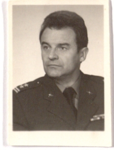 [Wiesław Kiryk : fotografia legitymacyjna] (fot. 1) [Dokument ikonograficzny]