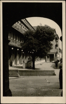 [Jelenia Góra (Cieplice) - Dom Zdrojowy] (fot. 4) [Dokument ikonograficzny]