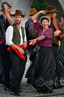 Teatr Migro (Kraków). DROM - ścieżkami Romów (fot. 37) [Dokument ikonograficzny]