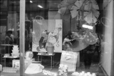 Jelenia Góra - witryna sklepowa [Dokument ikonograficzny]