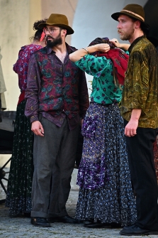 Teatr Migro (Kraków). DROM - ścieżkami Romów (fot. 44) [Dokument ikonograficzny]