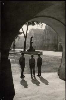 Plac Ratuszowy [Dokument ikonograficzny]