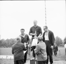 [Jelenia Góra : zawody lekkoatletyczne] (fot. 2) [Dokument ikonograficzny]