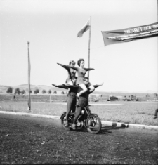 [Jelenia G&oacute;ra : Zawody motocyklowe] (fot. 13) [Dokument ikonograficzny]