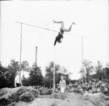[Jelenia Góra : zawody lekkoatletyczne] (fot. 23) [Dokument ikonograficzny]