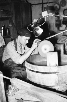 Piechowice - huta szkła "Julia" (fot. 7) [Dokument ikonograficzny]