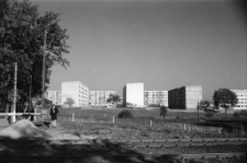 [Zabobrze - bloki przy ulicy Paderewskiego] [Dokument ikonograficzny]