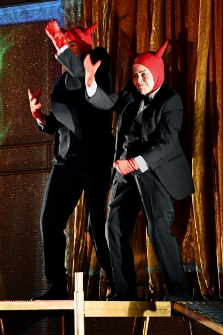 Teatro Due Mondi - The Nine Commandments (fot. 1) [Dokument ikonograficzny]