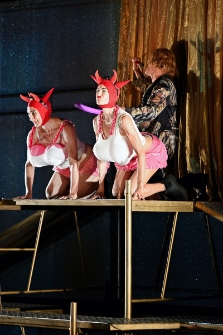 Teatro Due Mondi - The Nine Commandments (fot. 11) [Dokument ikonograficzny]