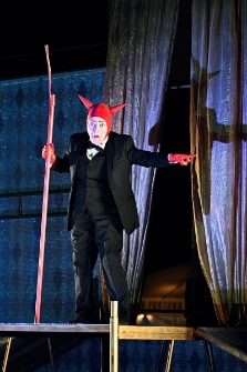 Teatro Due Mondi - The Nine Commandments (fot. 16) [Dokument ikonograficzny]