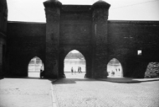 Toruń : bramy [Dokument ikonograficzny]
