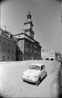 [Jelenia Góra - Plac Ratuszowy] (fot. 11) [Dokument ikonograficzny]