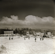 Szklarska Poręba : dolna stacja wyciągu na Szrenicę (fot. 2) [Dokument ikonograficzny]