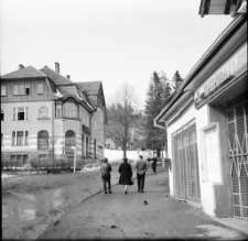 Karpacz : ulica Konstytucji 3 Maja (fot.4) [Dokument ikonograficzny]