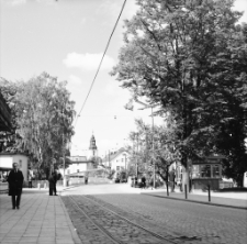 [Jelenia Góra (Cieplice) : Plac Piastowski] (fot.11) [Dokument ikonograficzny]