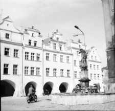 [Jelenia Góra - Plac Ratuszowy : Neptun] (fot. 11) [Dokument ikonograficzny]