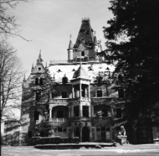 Pałac Wojan&oacute;w-Bobr&oacute;w (fot.2) [Dokument ikonograficzny]