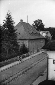 [Jelenia Góra (Cieplice) : Plac Piastowski] (fot.14) [Dokument ikonograficzny]