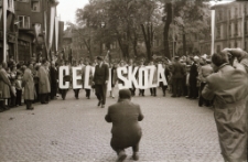 [Jelenia Góra : pochód pierwszomajowy] (fot. 6) [Dokument ikonograficzny]