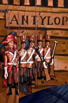 Teatr Klinika Lalek &ndash; Kosmiczna podr&oacute;ż Guliwera (fot. 9) [Dokument ikonograficzny]