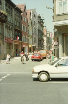 Zabudowania na ulicy Długiej (fot. 1) [Dokument ikonograficzny]