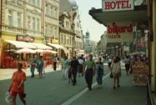 Ulica 1 Maja - Zabudowania [Dokument ikonograficzny]