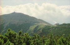 Widok na Śnieżkę i Dom Śląski [Dokument ikonograficzny]