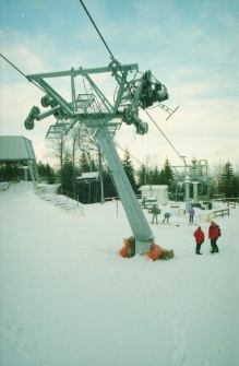 Złamany element wyciągu na Szrenicę (fot. 2) [Dokument ikonograficzny]